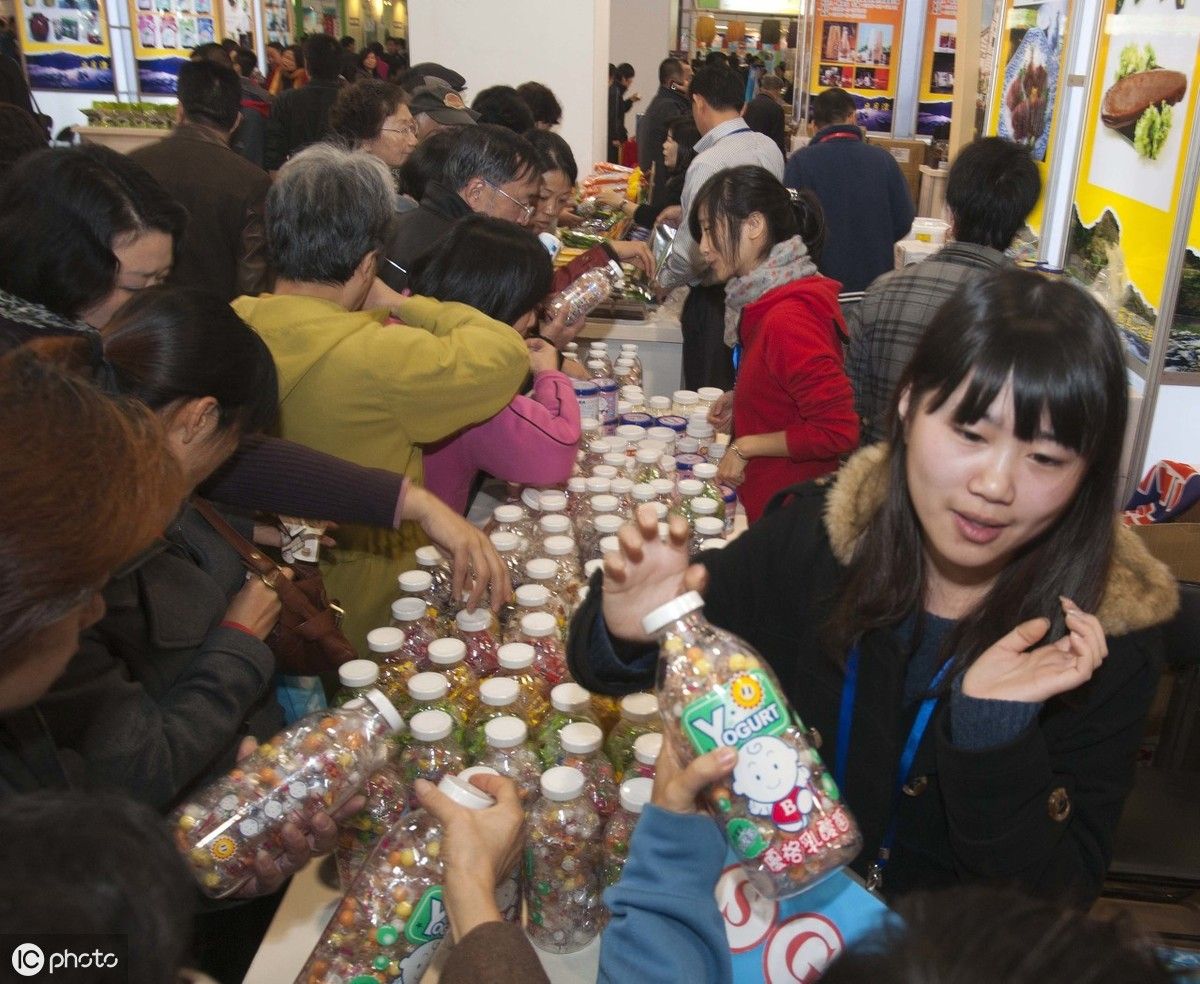 投资2 3万小生意 适合投资的小本生意，想投资2-3万做个小生意，做什么最好？大神们帮帮忙