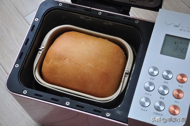 面包机做面包的方法(面包机做面包不好吃?
