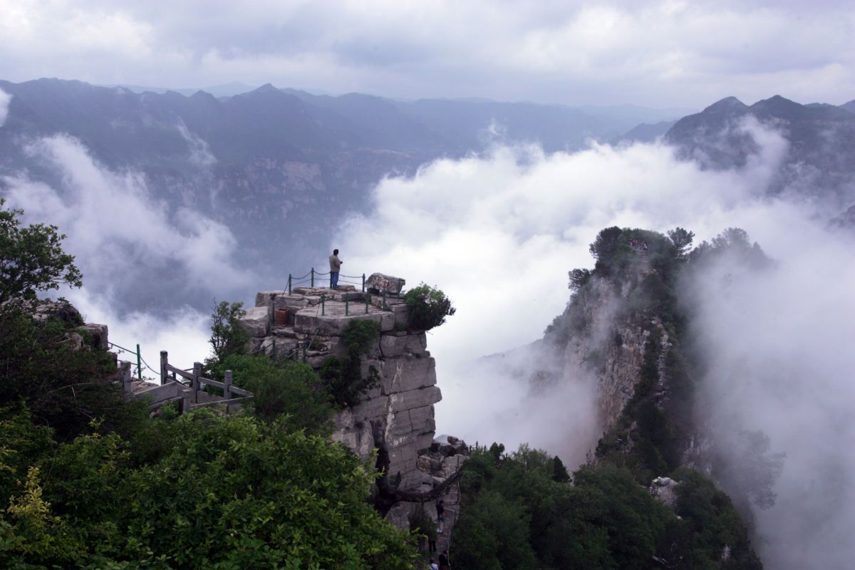 河南神农山自然风景图片